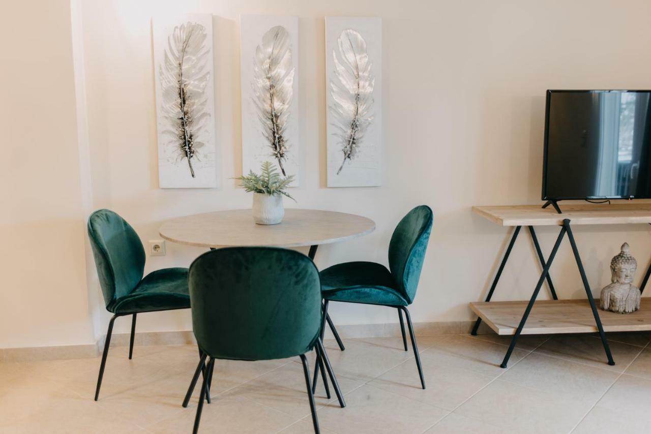 Best House, Central Luxury Apartment, Agiou Nikolaou, Patra Kültér fotó
