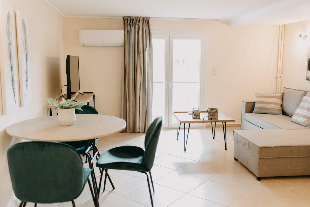 Best House, Central Luxury Apartment, Agiou Nikolaou, Patra Kültér fotó