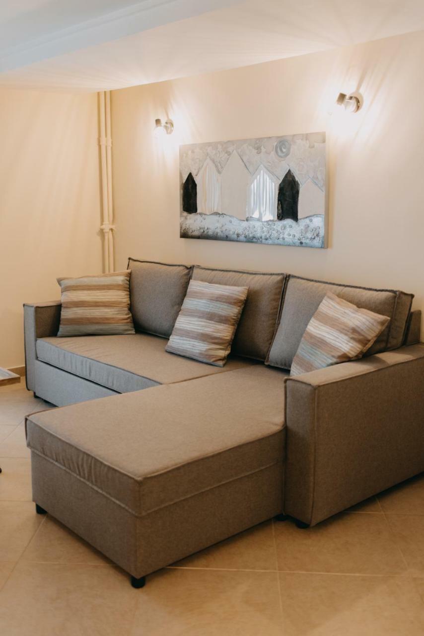 Best House, Central Luxury Apartment, Agiou Nikolaou, Patra Kültér fotó